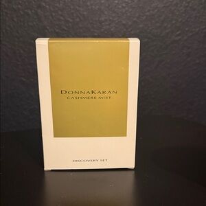 Donna Karan Cashmere Mist Mini Gift Set - Cream & Gold Accents